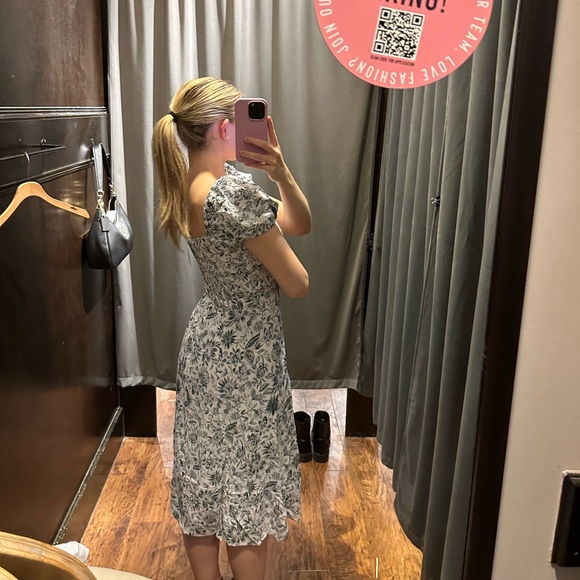 Miami Green and White Floral Midi Dress - Picture 5 of 5